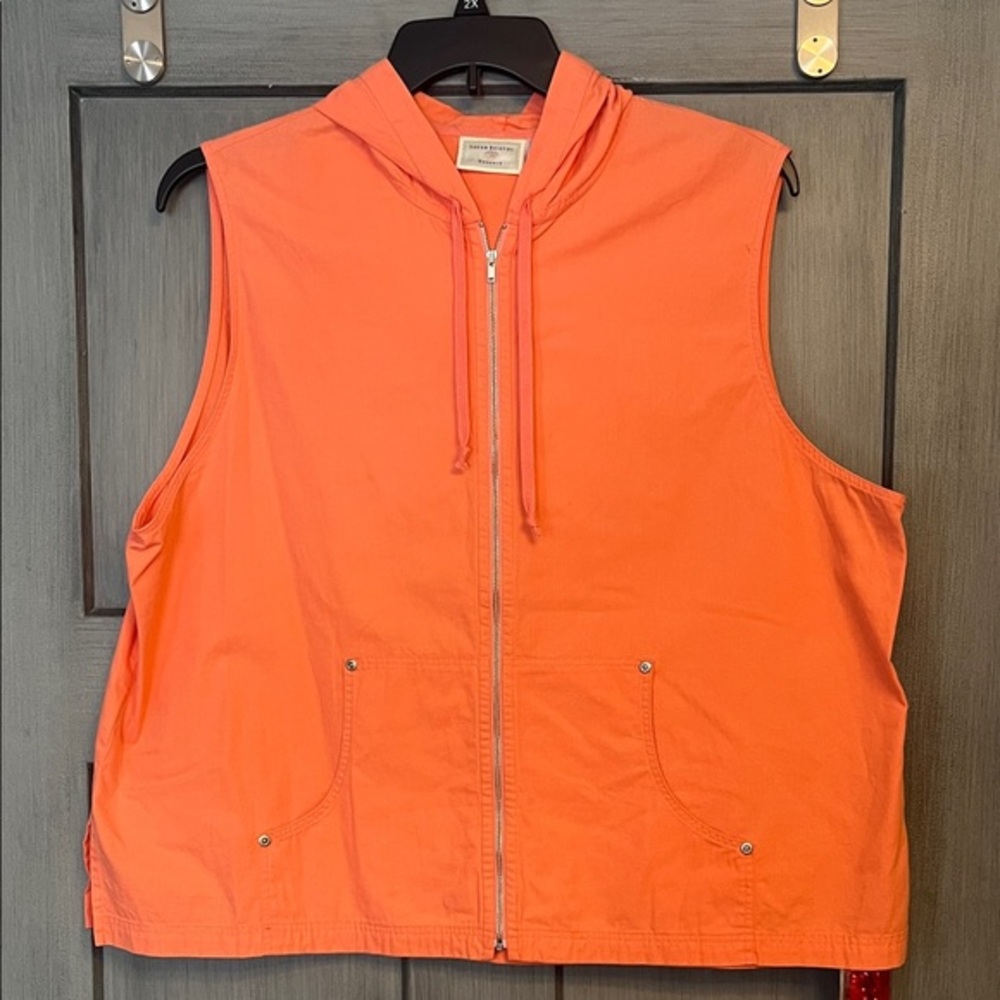 Susan Bristol 100% Cotton Hooded Vest w Full Zipper Closure